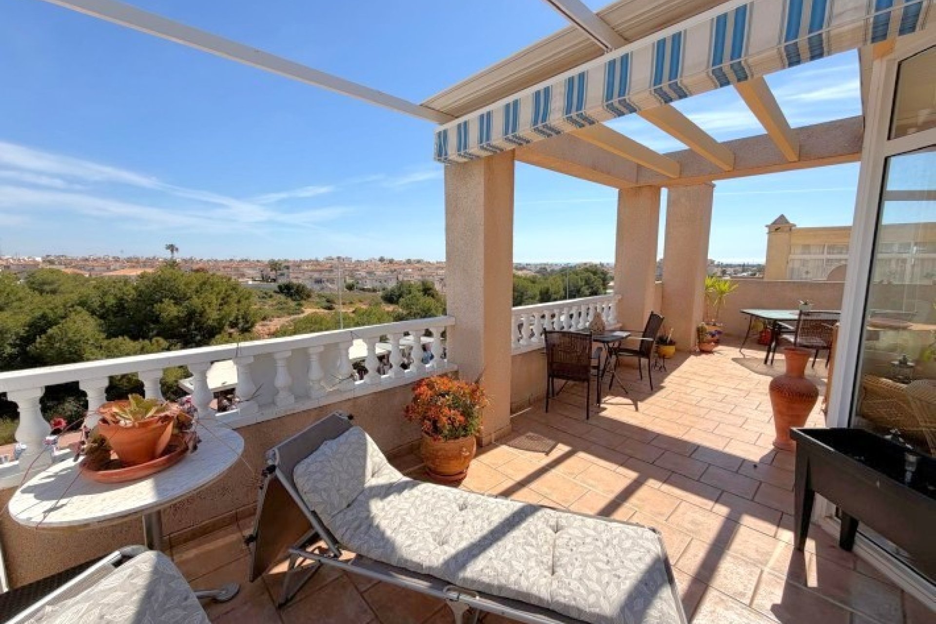Wiederverkauf - apartment -
Orihuela Costa - Playa Flamenca