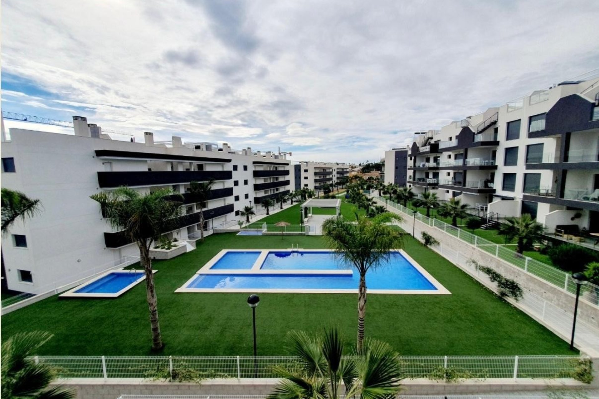 Wiederverkauf - apartment -
Orihuela Costa - Villamartín