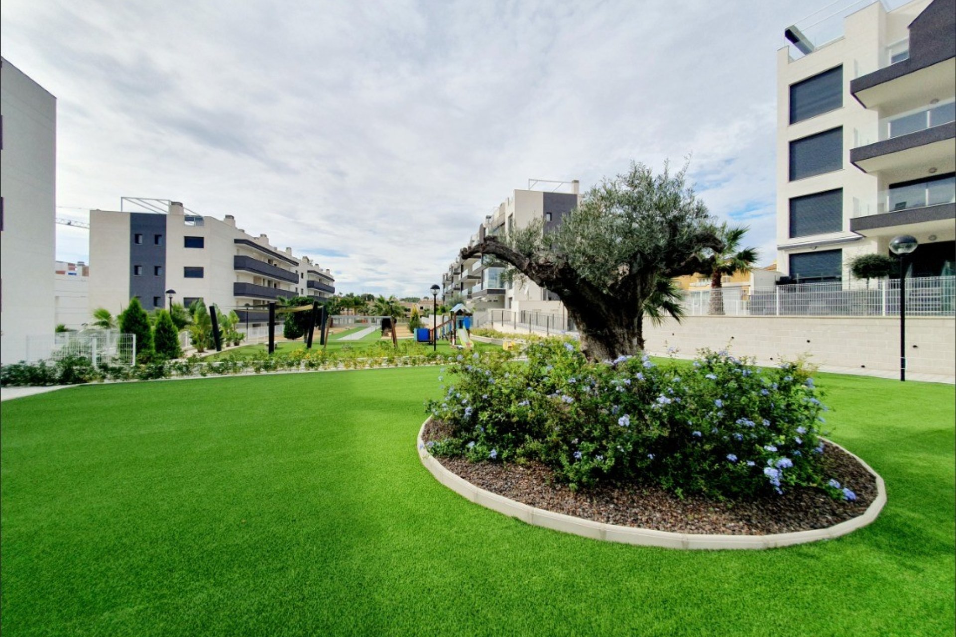 Wiederverkauf - apartment -
Orihuela Costa - Villamartín