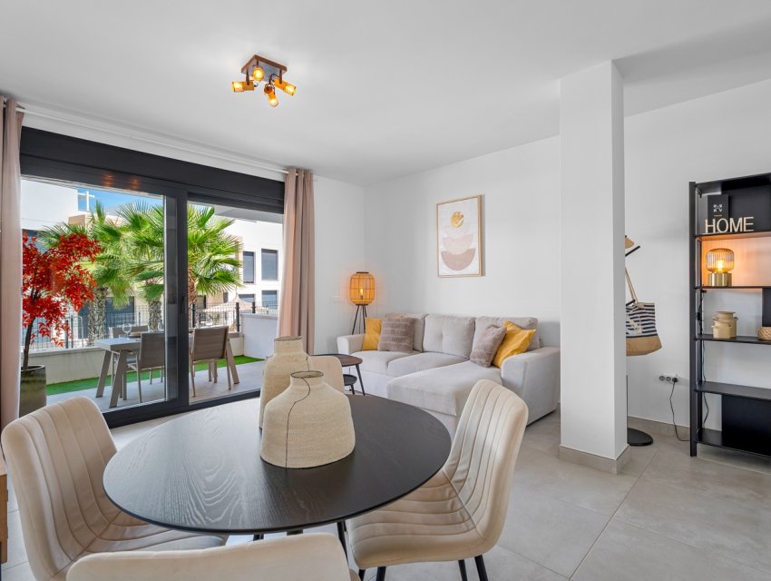 Wiederverkauf - apartment -
Orihuela Costa - Villamartín