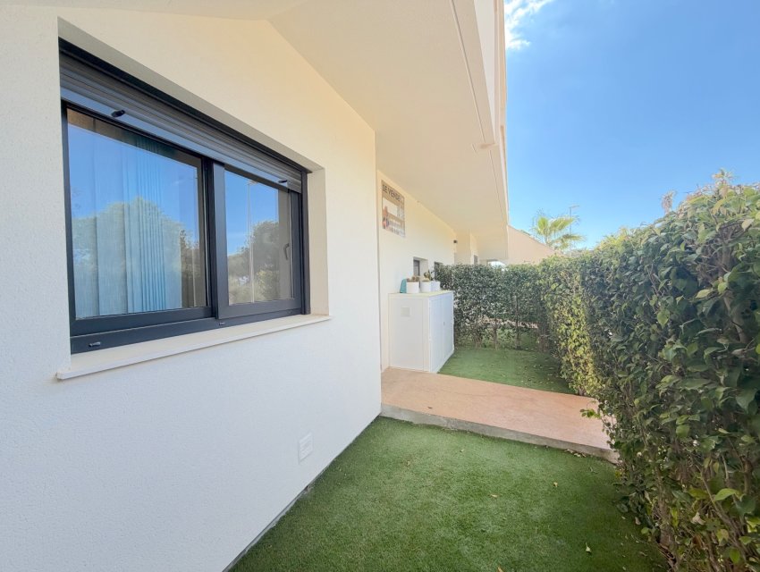 Wiederverkauf - apartment -
Pilar de la Horadada - Lo Romero Golf