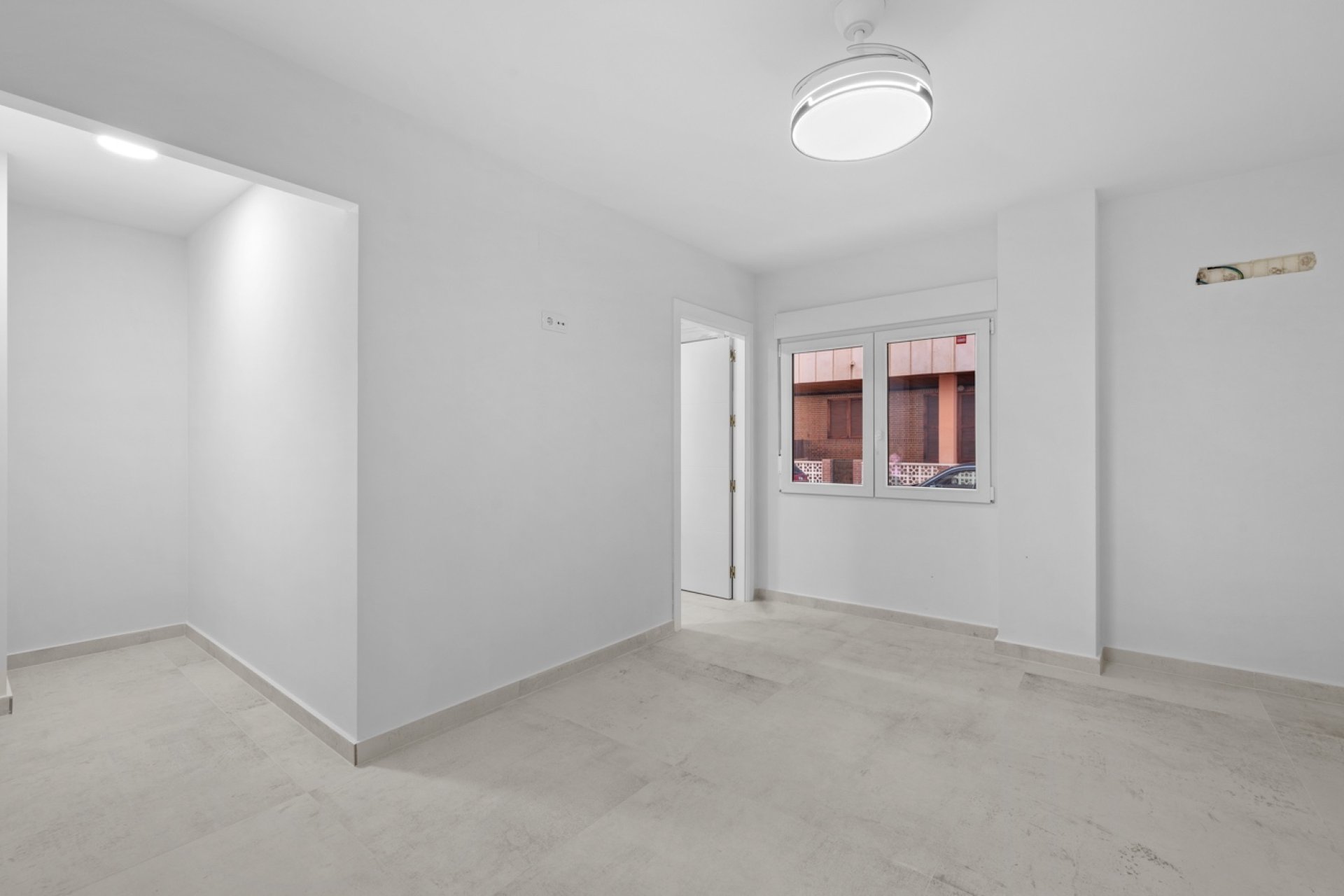 Wiederverkauf - apartment -
Torrevieja - El Acequión - Los Náufragos