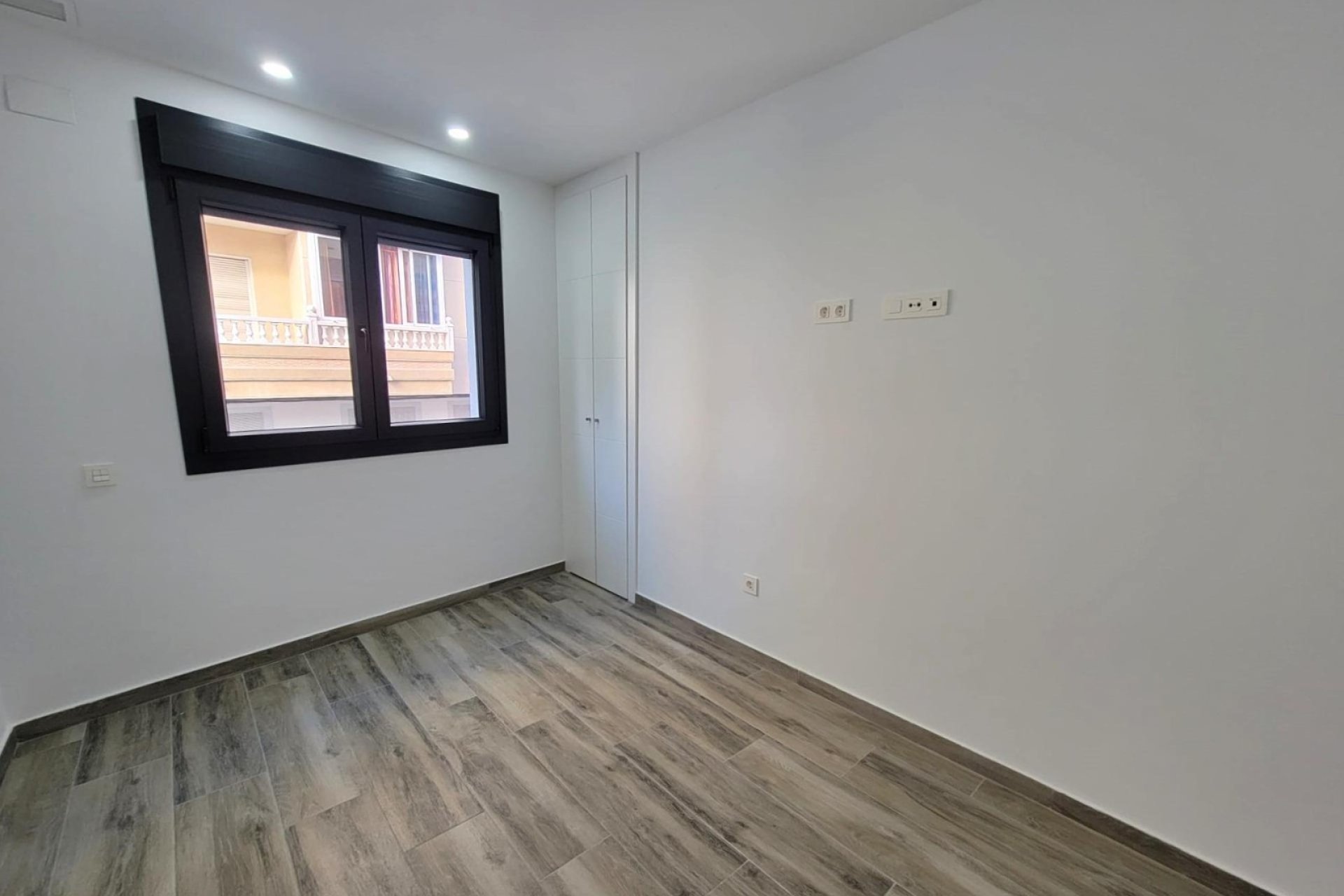 Wiederverkauf - apartment -
Torrevieja - Playa del Cura