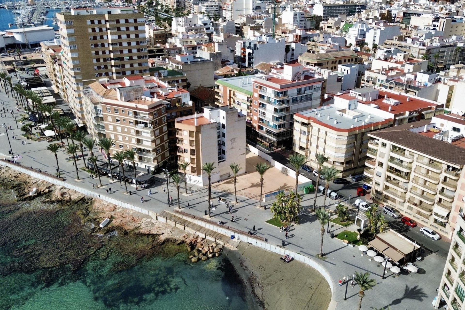 Wiederverkauf - apartment -
Torrevieja - Playa del Cura