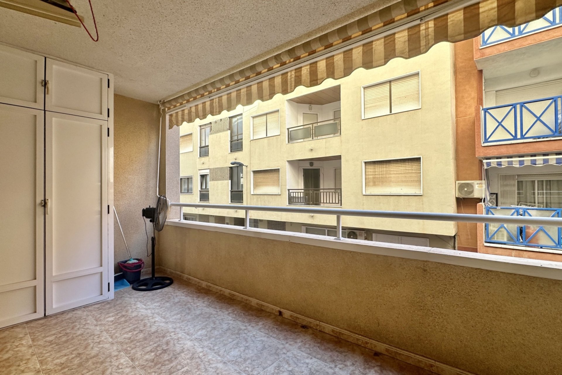 Wiederverkauf - apartment -
Torrevieja - Playa del Cura