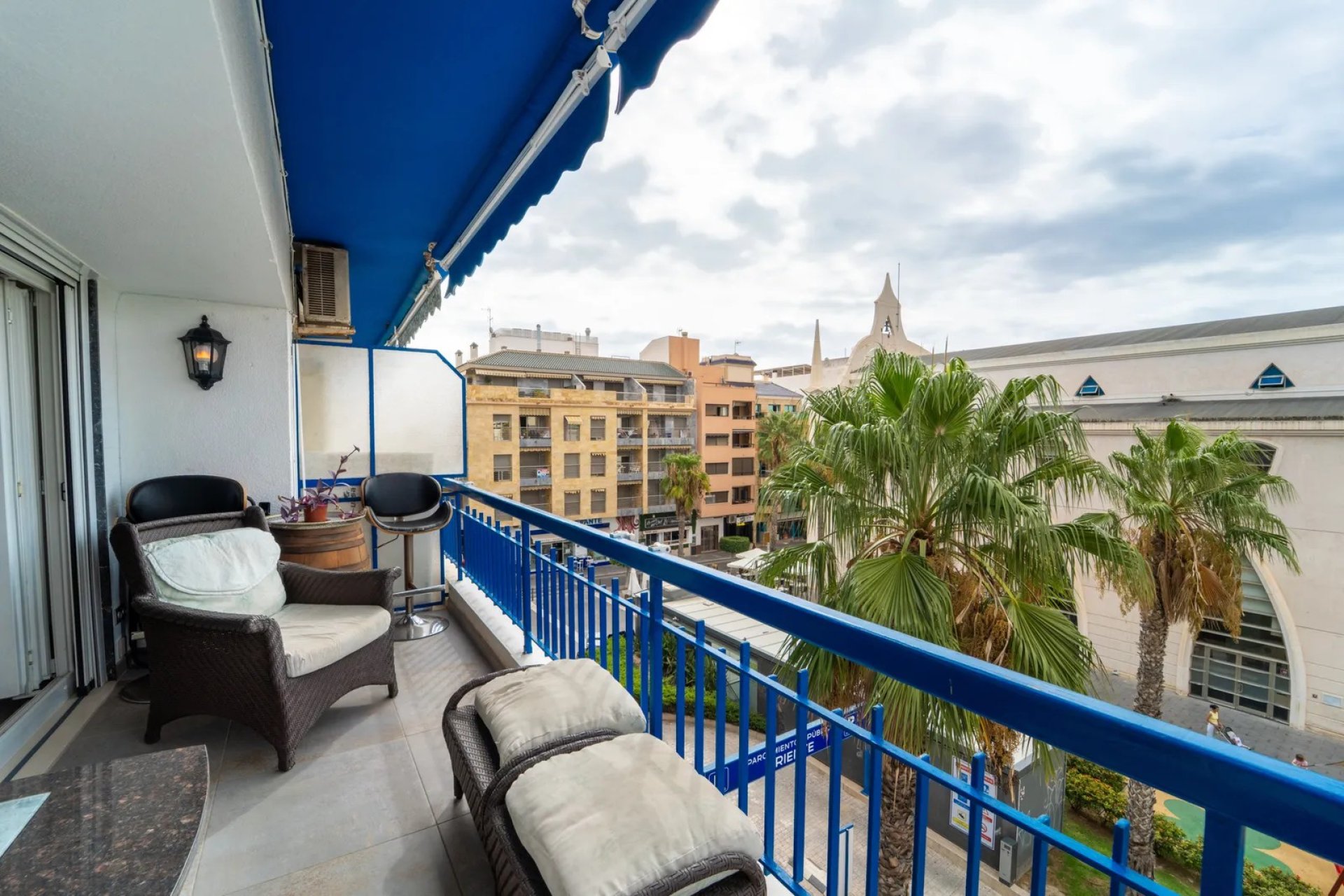 Wiederverkauf - apartment -
Torrevieja - Playa del Cura