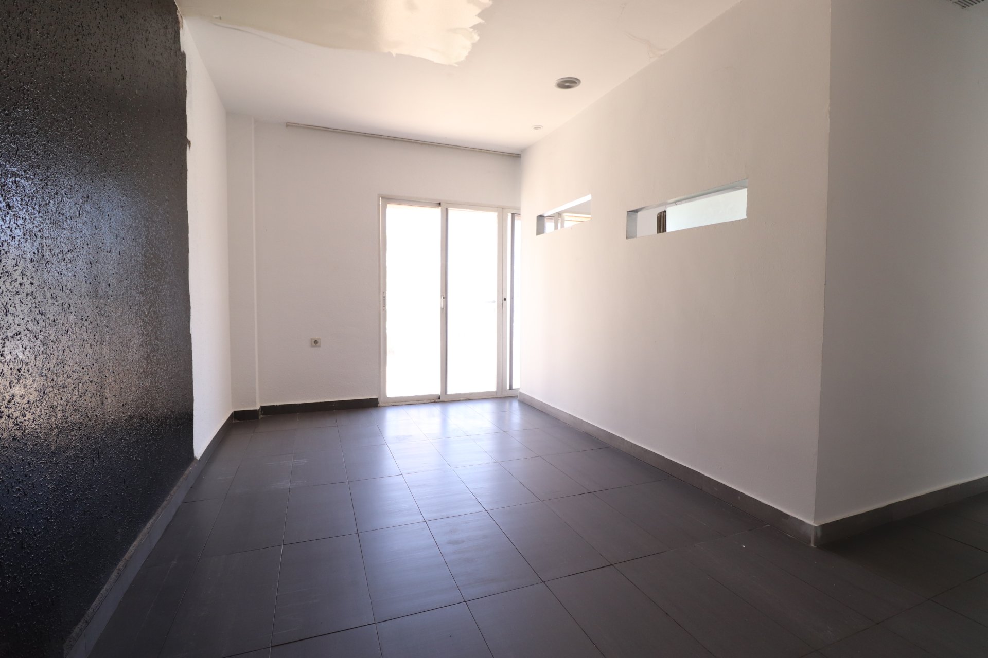 Wiederverkauf - Commercial (Freehold) -
Ciudad Quesada - La Marquesa Golf