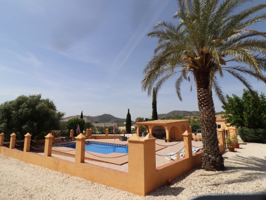Wiederverkauf - Country House -
Hondón de las Nieves - La Canalosa