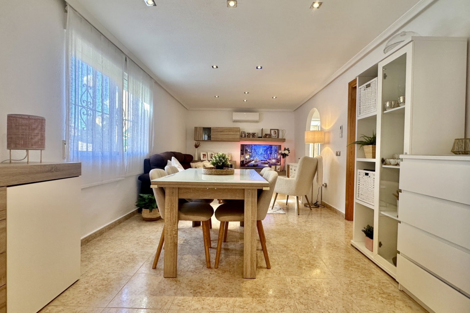 Wiederverkauf - Stadthaus -
Orihuela Costa - La Florida