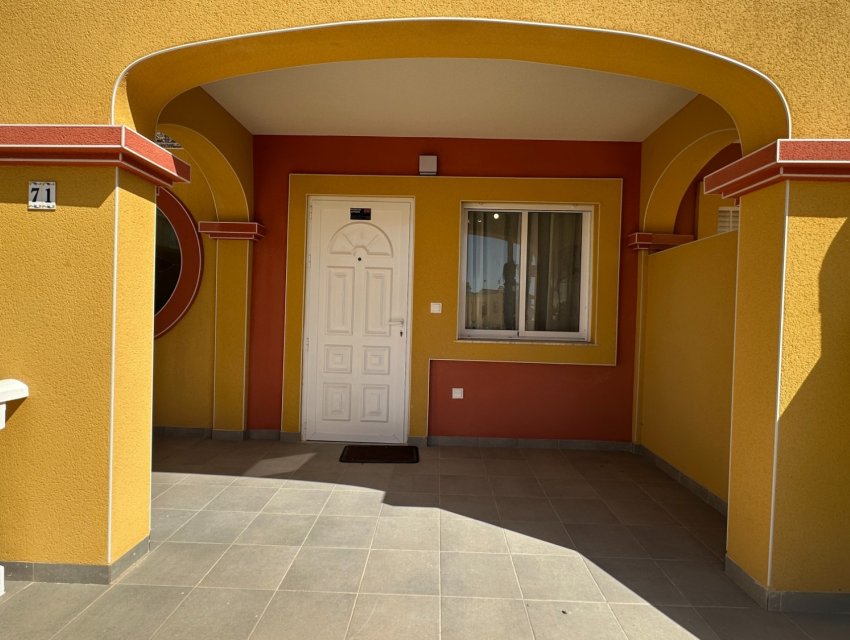 Wiederverkauf - Stadthaus -
Orihuela Costa - La Regia