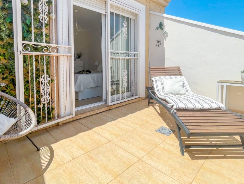 Wiederverkauf - Stadthaus -
Orihuela Costa - Punta Prima
