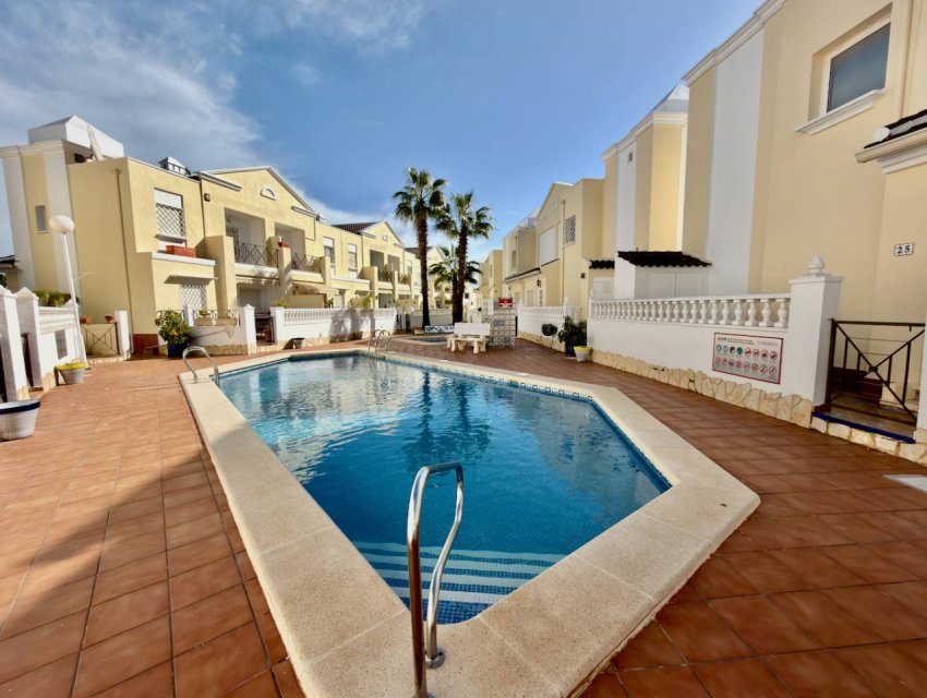 Wiederverkauf - Villa -
Ciudad Quesada - Doña Pepa