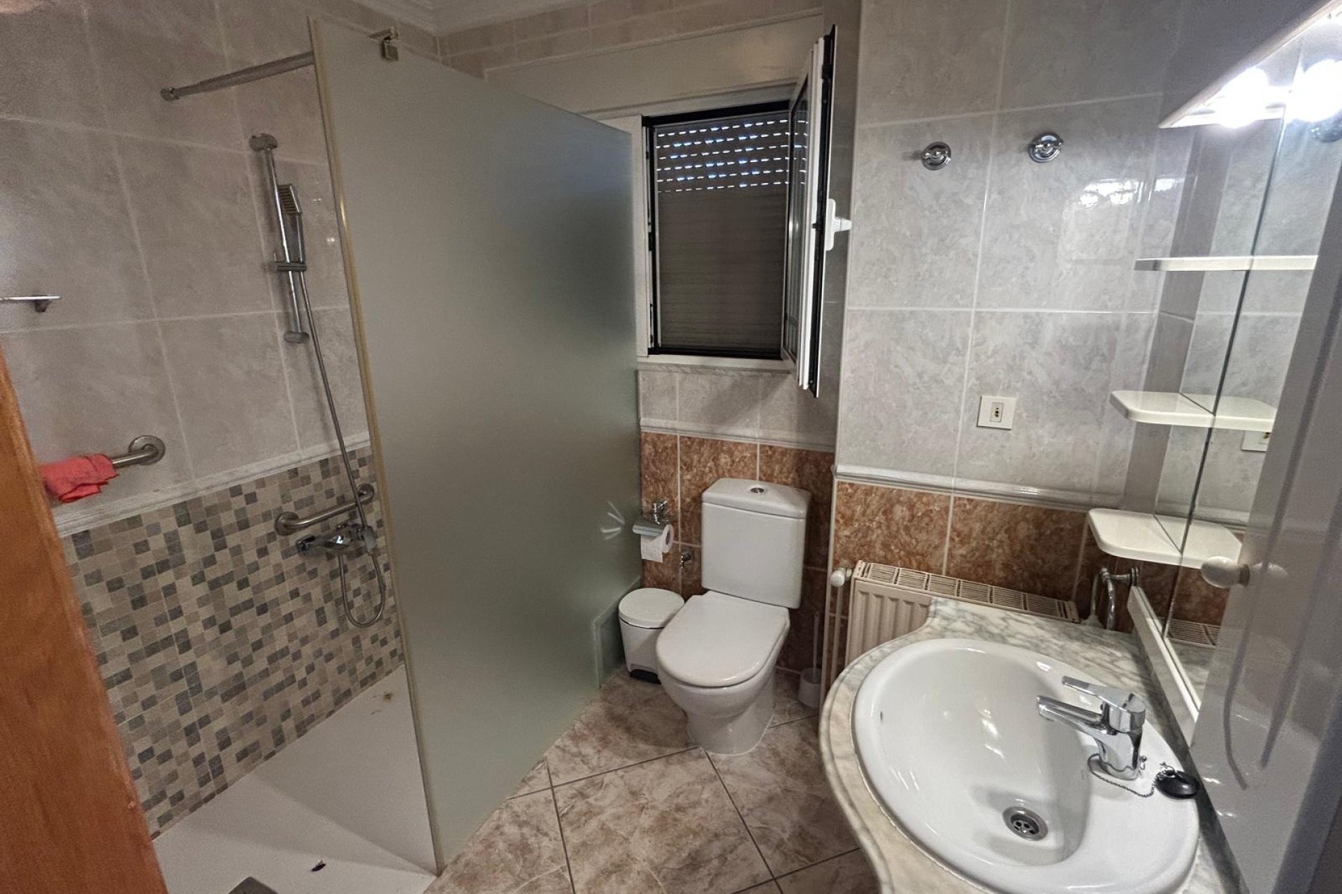 Wiederverkauf - Villa -
Ciudad Quesada - town