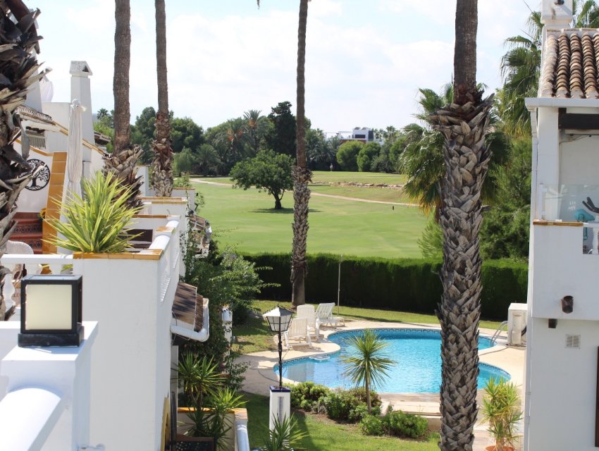 Wiederverkauf - Villa -
Orihuela Costa - Villamartín