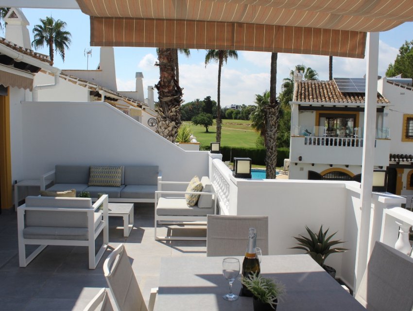 Wiederverkauf - Villa -
Orihuela Costa - Villamartín