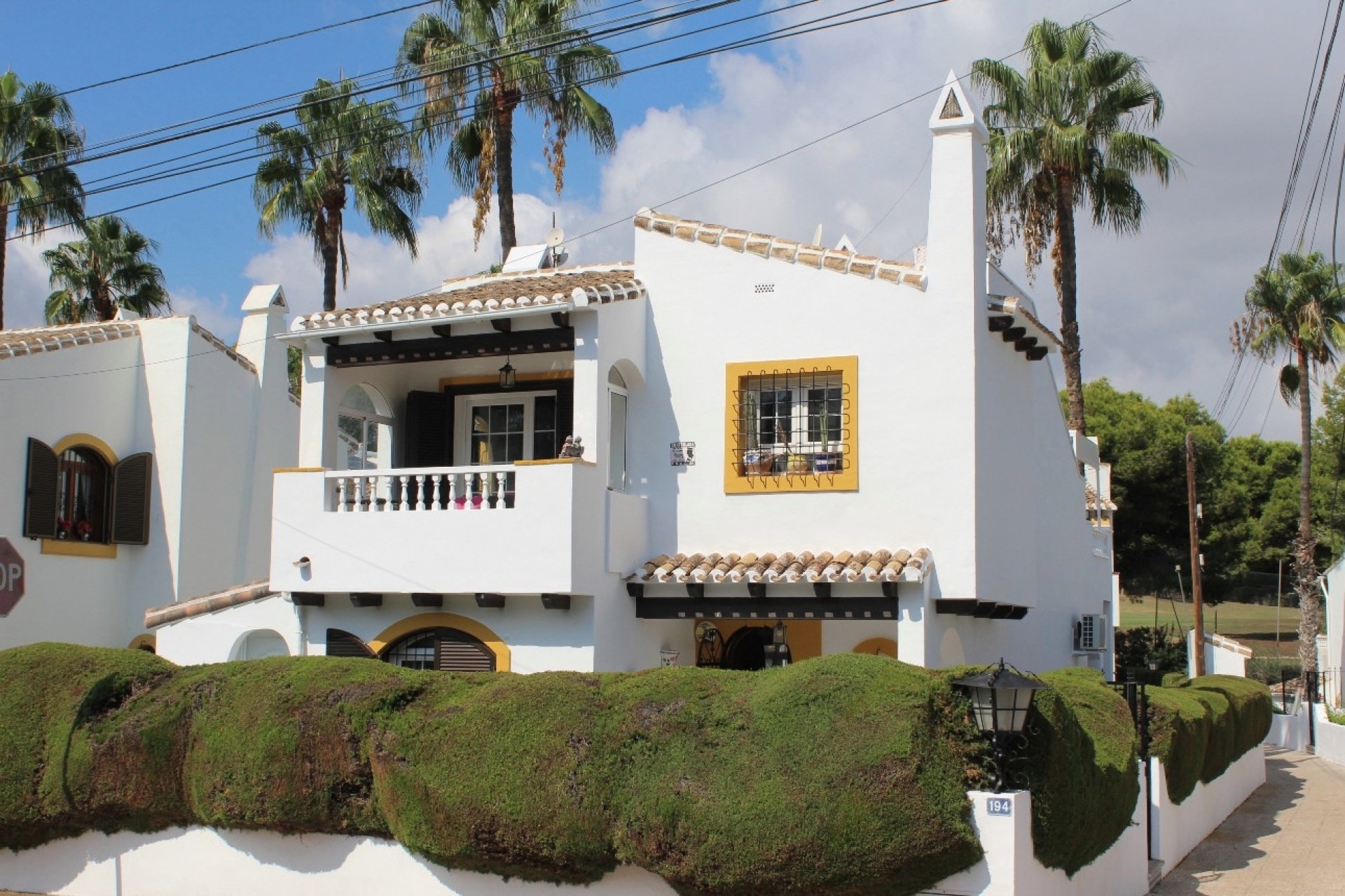 Wiederverkauf - Villa -
Orihuela Costa - Villamartín