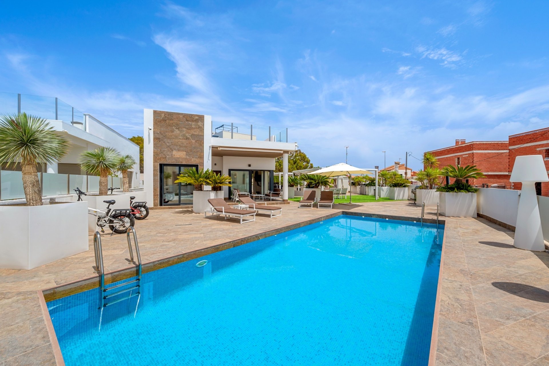 Wiederverkauf - Villa -
Orihuela Costa - Villamartín