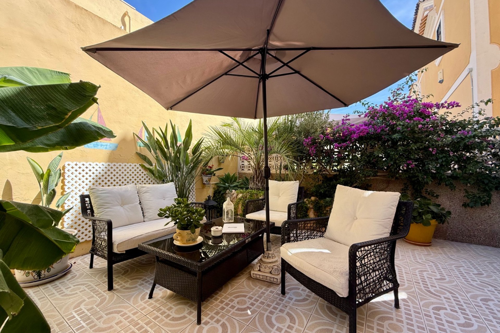 Wiederverkauf - Villa -
Orihuela Costa - Villamartín