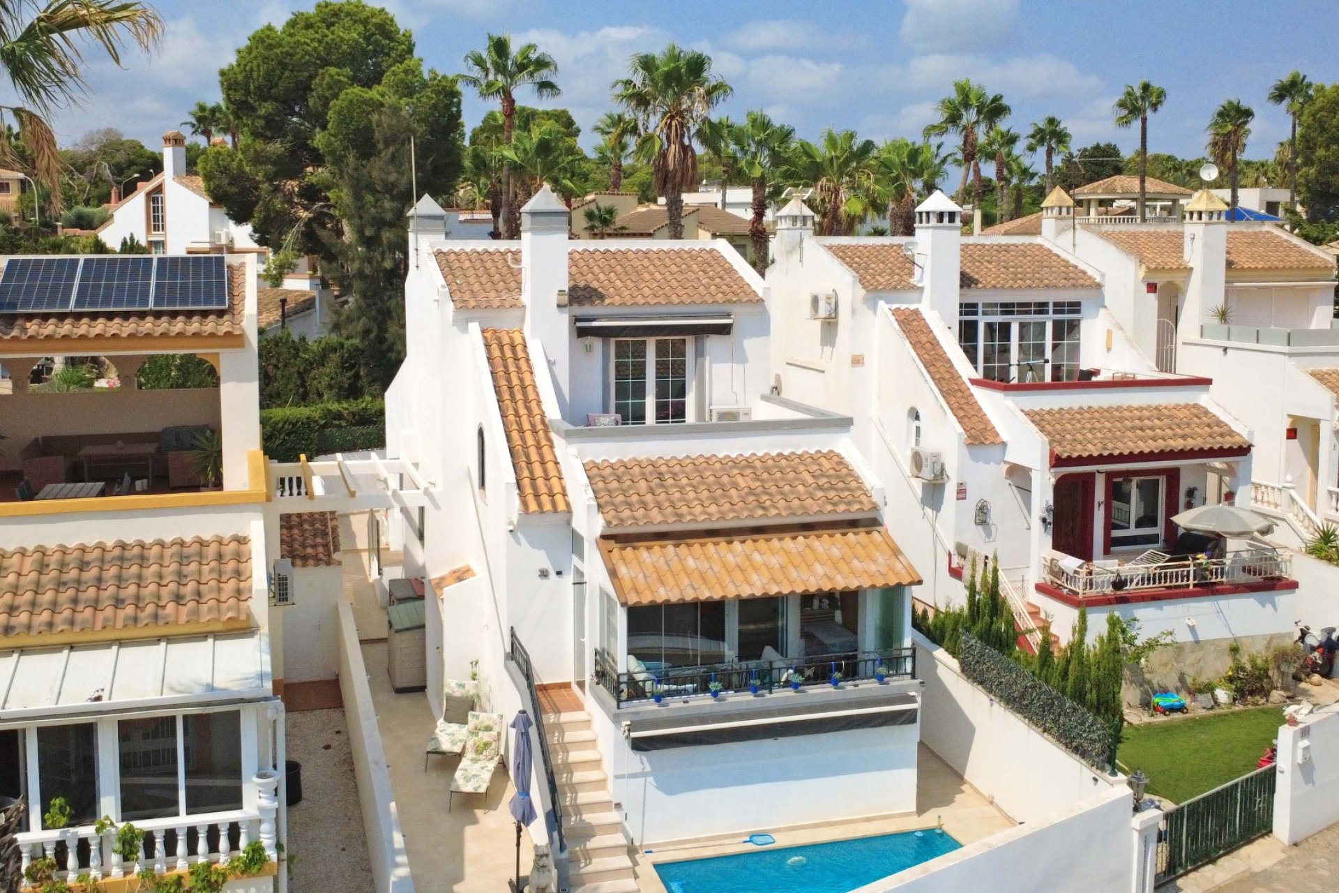 Wiederverkauf - Villa -
Orihuela Costa - Villamartín