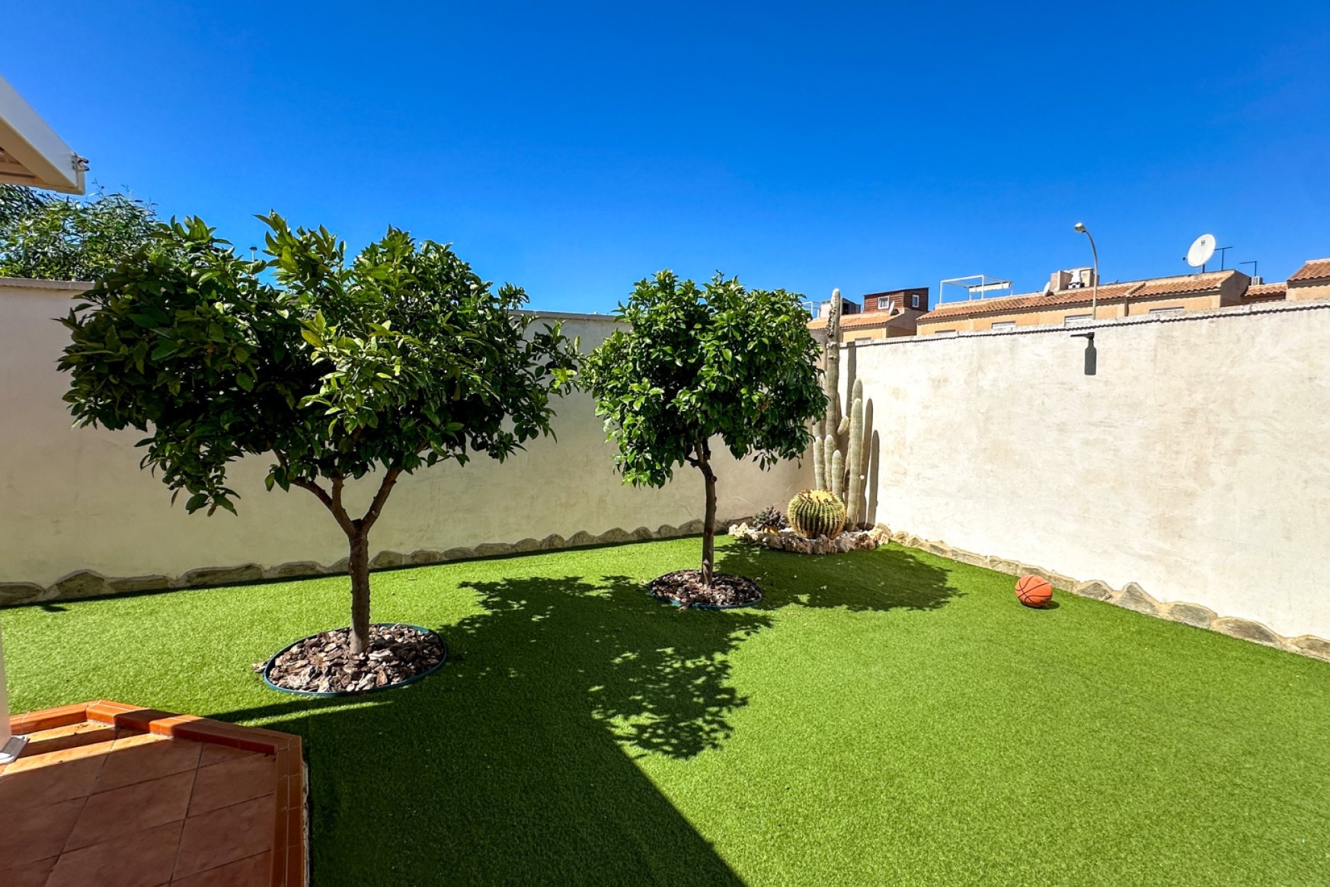 Wiederverkauf - Villa -
Torrevieja - Nueva Torrevieja