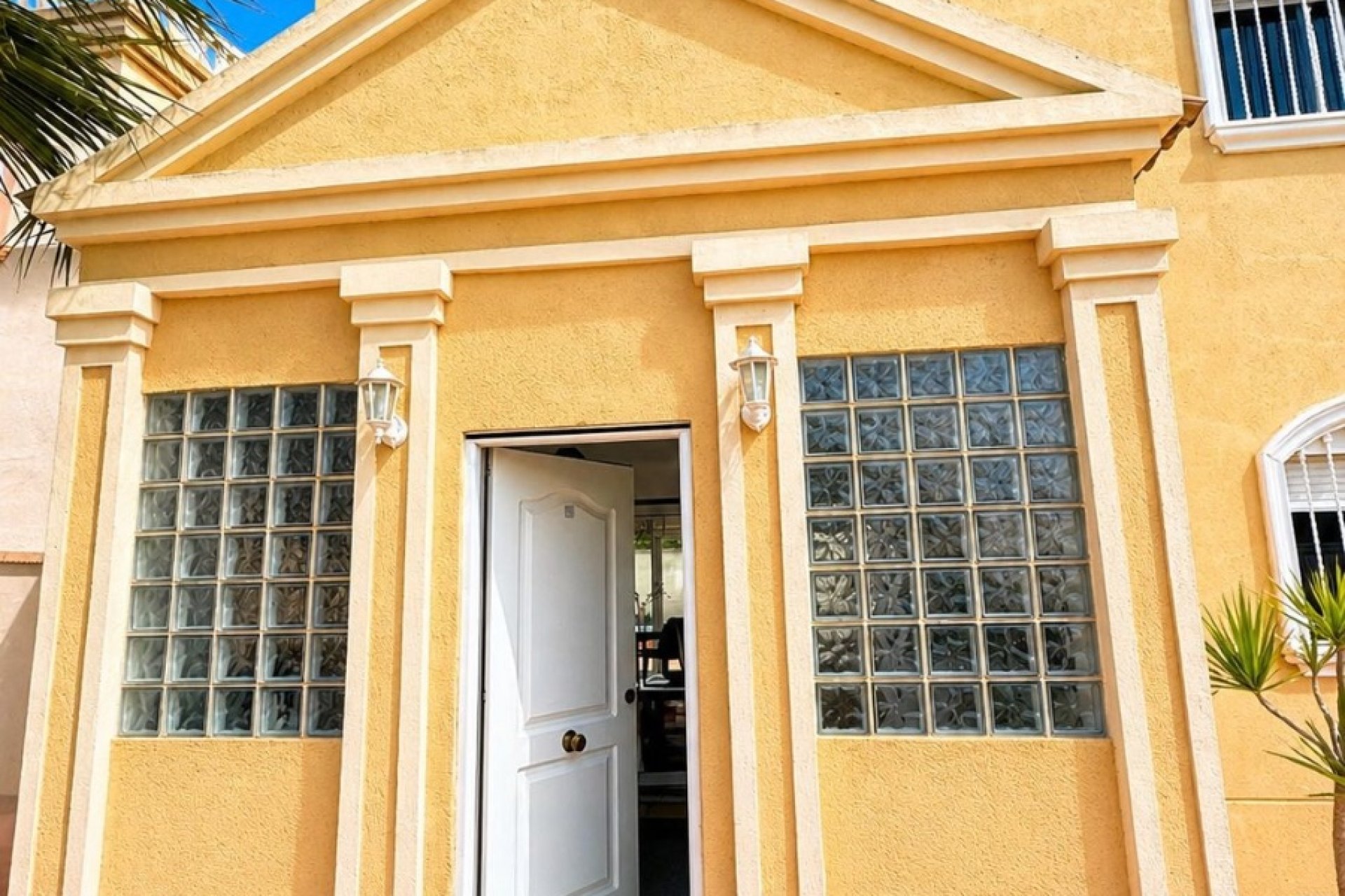 Wiederverkauf - Villa -
Torrevieja - Nueva Torrevieja